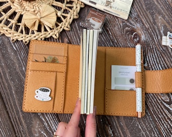 Passport TN (Travelers Notebook) Veg tan leather cover, Refillable Passport Travelers Notebook, Italian full grain leather Travel, 042