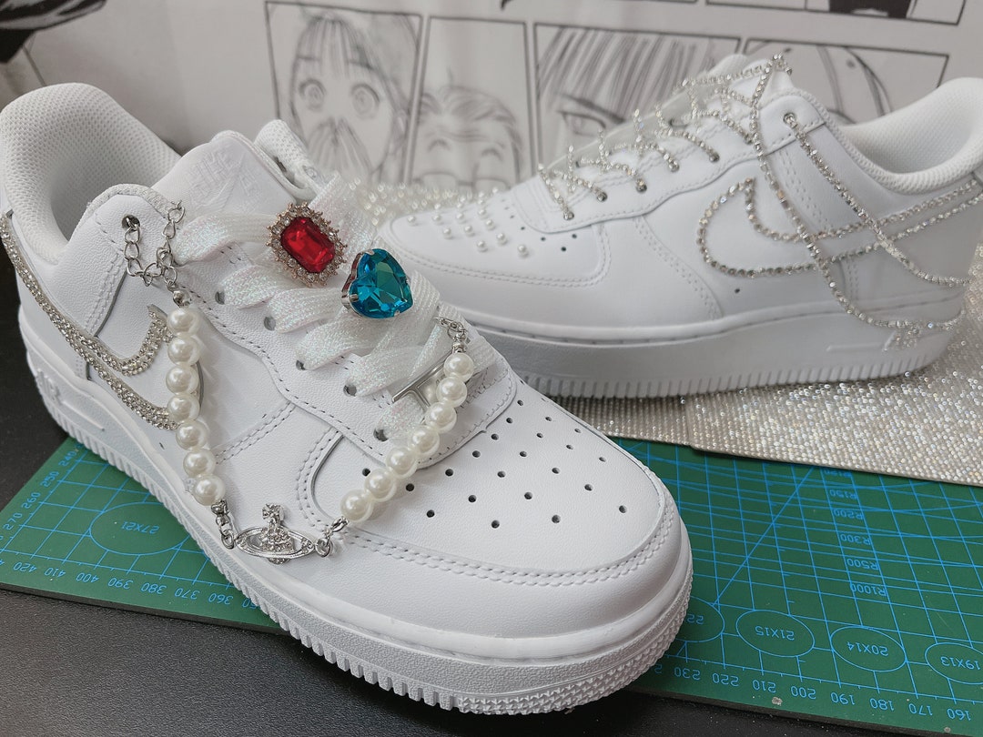 Kalinga Ashok Nike Air Force Type Damen Kalinga Ashok White Af1