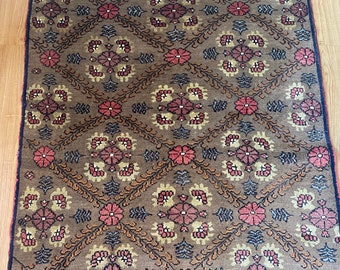 Alfombra turca vintage de la década de 1950 con motivo floral geométrico total, 6,9 x 4,6 FT