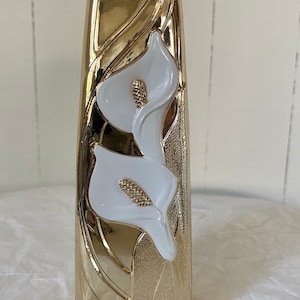 Vintage Mid-Century White Calla Lily Bud Vase Bronze Plate with Gold Tone Overlay, Made in Japan