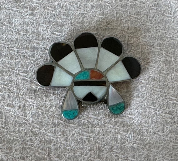 Distinctive Vintage Native American Zuni Turquoise Coral Sterling Silver Sunface Necklace Old Distinctive Vintage Native American Zuni Turquoise Coral Sterling Silver Sunface Necklace Old