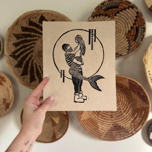 Drawn to You - Meerjungfrau und Sailor Handgemachter Blockdruck