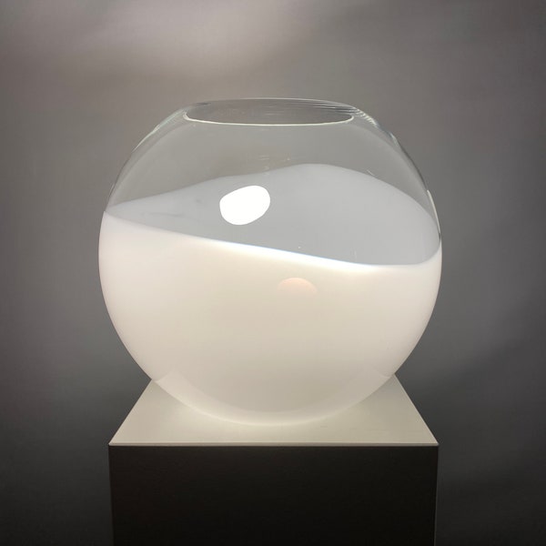 White glass globe table lamp by Ilu Di Vetro XL 1980