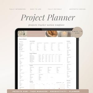Puede incluir: Una plantilla digital de planificador de proyectos Notion mostrada en una pantalla. La interfaz incluye secciones para proyectos activos, un panel de control, una línea de tiempo y un calendario. El texto incluye "Project Planner", "projects tracker notion template" y "EASY TO USE".