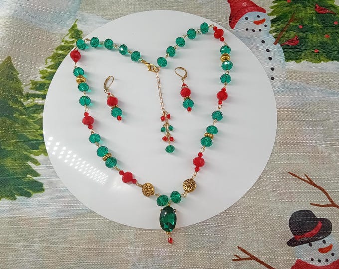 Fashion Jewelry, Free Bracelet, Green and Red Set, Gift Jewelry, Crystal faceted Beads, Necklace, Bracelet, Earrings, Blue and Clear color.