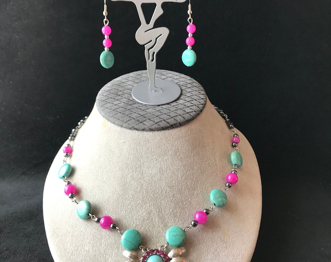 Fashion Jewelry, Turquoise stone hot pink beads necklace hemalyke beads and earrings collar y aretes necklace with earrings.