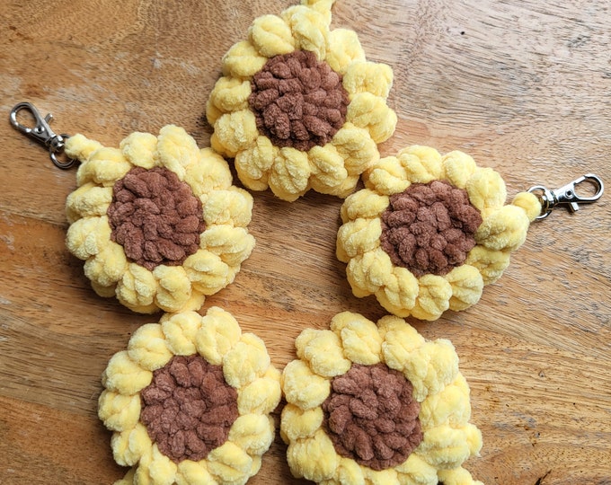 Crochet Sunflower Keychain, Flower Bag Charm