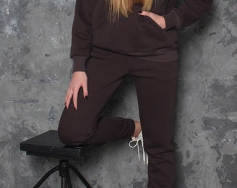 Dark brown jogging pants. Cuffed ladies joggers with pockets and elastic waist. Warm thick cotton jersey sweatpants. Comfy tracksuit bottoms