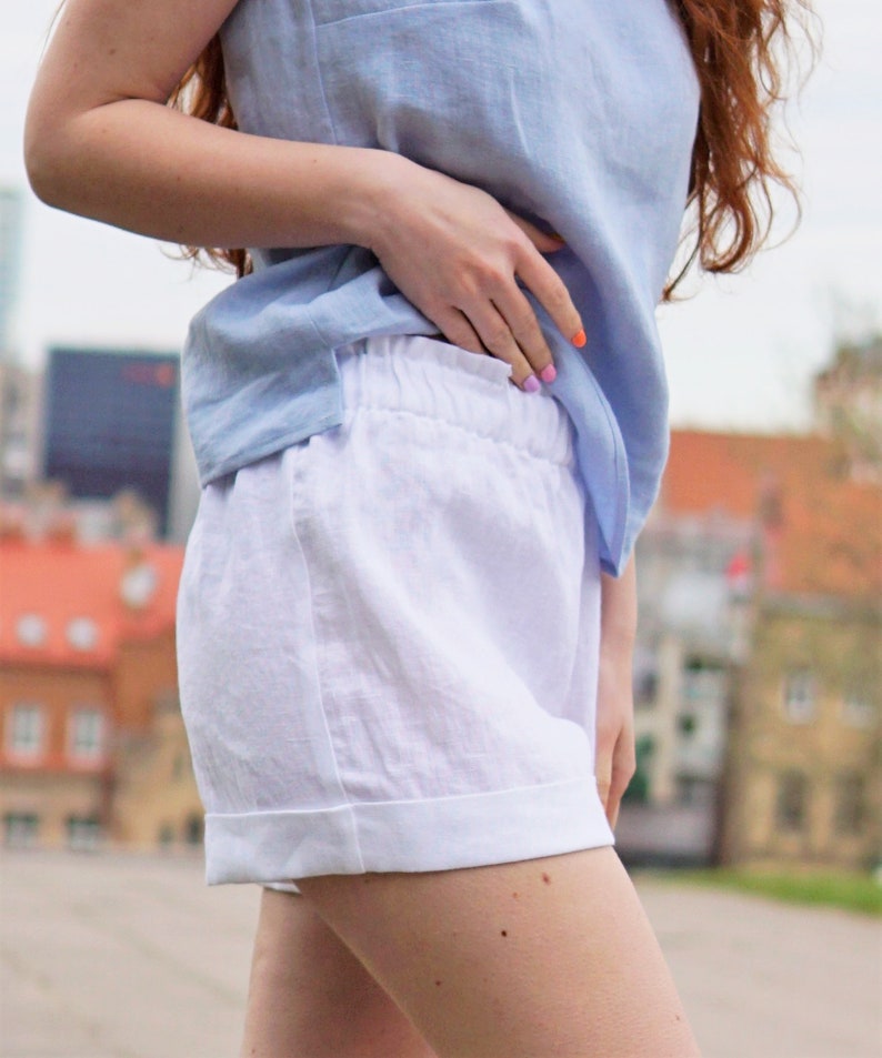 Classic white linen shorts for women. Minimalis shorts with pockets. Elastic waist shorts low rise. Stylish Loose linen shorts for summer. image 2