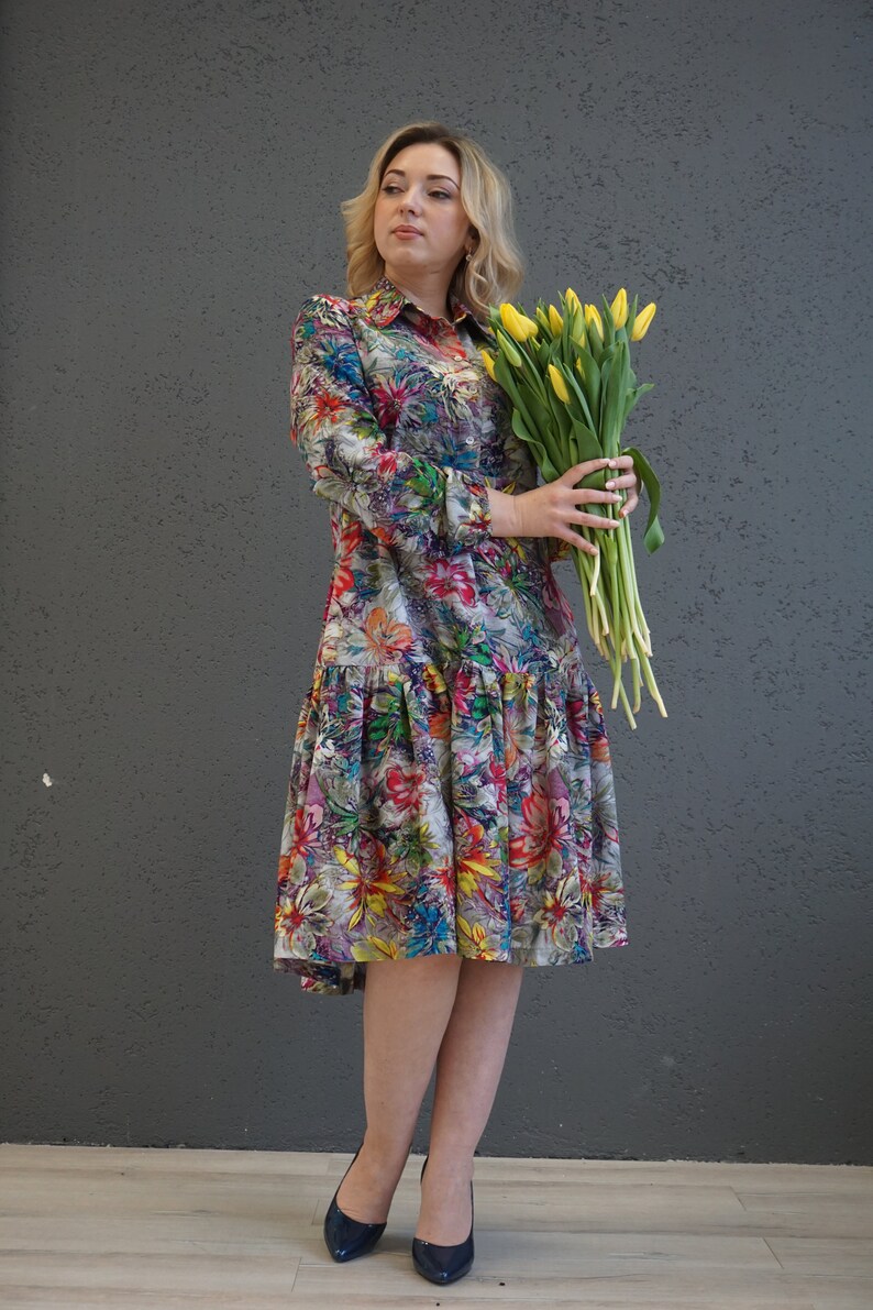 Elegant shirt dress with pockets. Loose floral romantic dress. Dress with long sleeves. Button front viscose dress. Flowing soft 90s dress. image 1