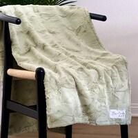 Waddling Waters Quilted Blanket NCU0DK327