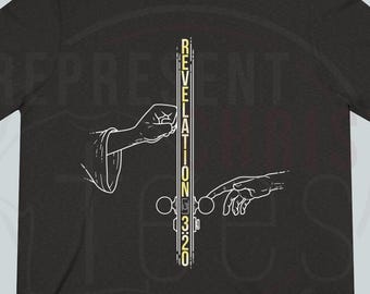Apocalipsis 3:20 Camiseta unisex de tejido triblend, diseño cristiano de líneas
