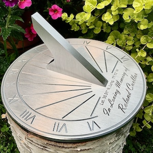 Custom Memorial Engraved Sundial, Personalized message for Funerals and Remembrance image 1