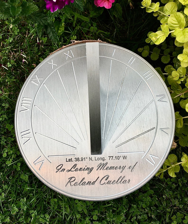 Custom Memorial Engraved Sundial, Personalized message for Funerals and Remembrance image 5