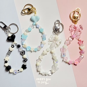 Llavero con cuentas Y2K, bonito llavero negro y blanco, llavero rosa y azul cielo, dijes Y2K, dijes para bolsos, dijes para monederos, llaveros con lazo