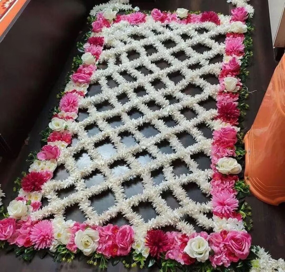 Customized Order Red Flower Bridal Entry With Phoolon Ki Chaada ...