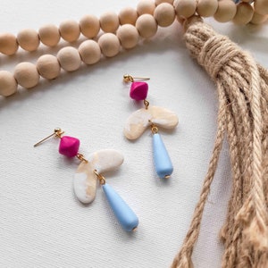 Elegant Pearl Earrings with Hot Pink and Light Blue Bead. Fun, Modern Jewellery. Colourful Clay Statement Earrings. Gift For Girlfriend, Mum