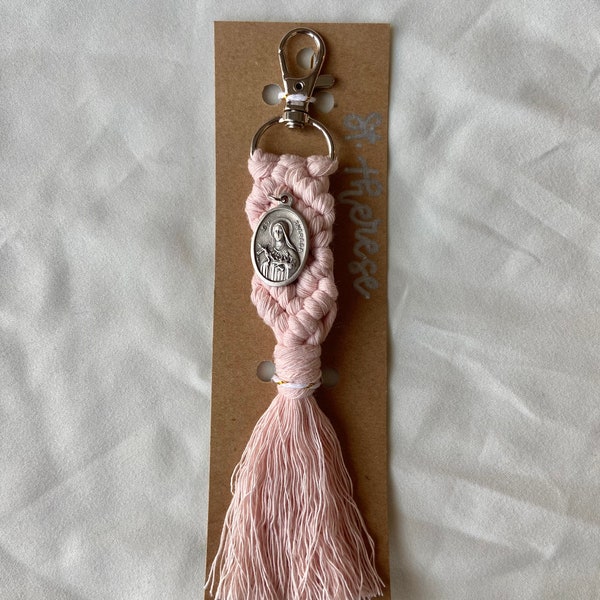 St. Thérèse of Lisieux Keychain | Catholic Keychain | Backpack Accessory | Macrame Keychain | Baby Pink