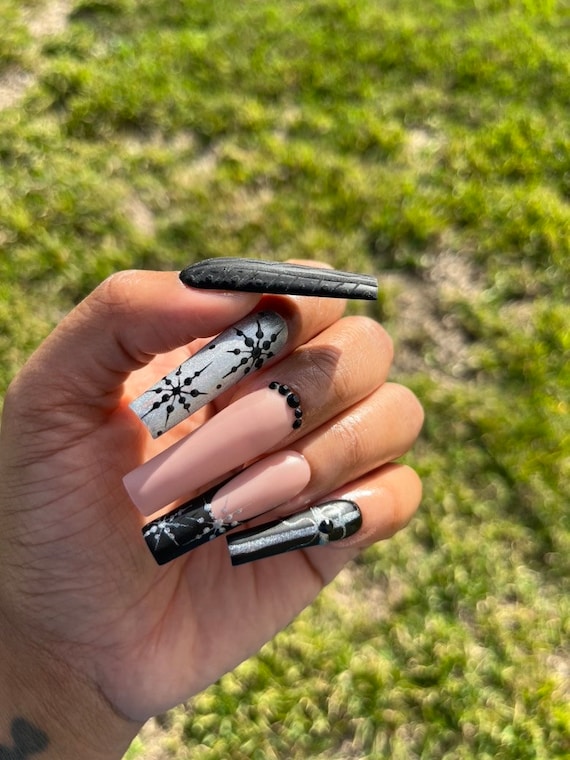 Christmas Press On Nails| Coffin Press On Nails| Square Press On Nails| Long Press On Nails| Fake Nails | Press On Nails | Glue On Nails