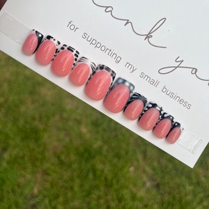 Black and White Nails| Coffin Press On Nails| Square Press On Nails| Long Press On Nails| Fake Nails | Press On Nails | Short Press Ons