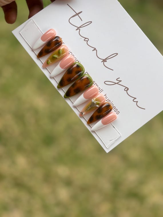 Martini Nails| Olive Nails| Shell Nails| Cocktail Nails| Fake Nails | Press On Nails | Square Press Ons