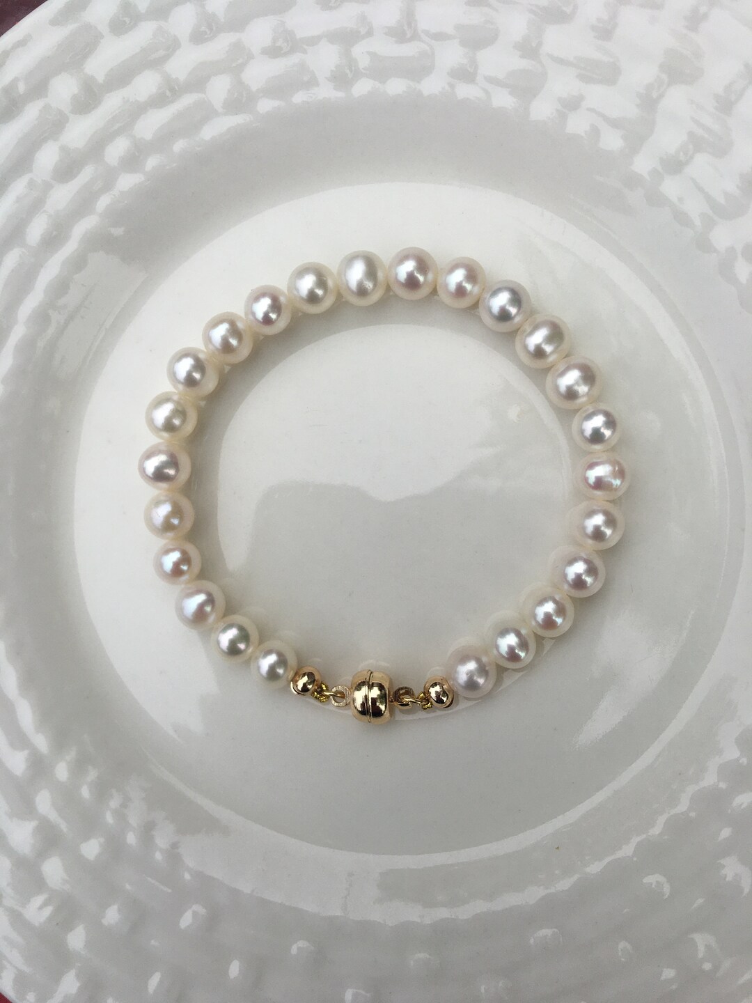 ブレスレット LESS IS MORE Freshwater Pearl Bracelet 14K Gold Field Magnet Freshwater Pearl Bracelet，handmade Bracelet, 14K Gold