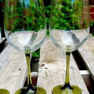 2 Vintage XL Hand Blown Pantiago Olive Green Stem Clear Bowl Wine Glasses Pier 1