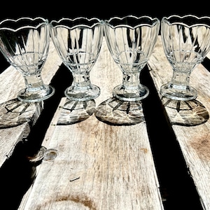 Cabaret by Bormioli Rocco ITALY for Studio Nova, Set of 4 Footed Sherbet/Sundae/Ice cream Glass Dish