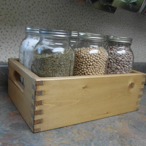 1/2 Gallon Canning Jar - Wood Crate/Tote