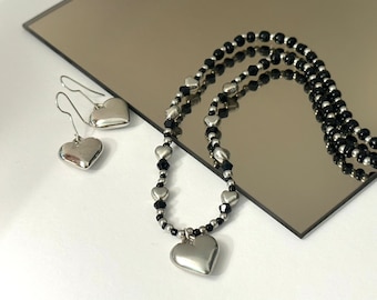 Conjunto de joyas: collar + pendientes
