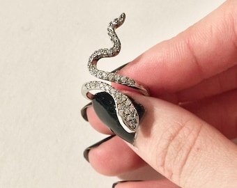 Anillo con serpiente
