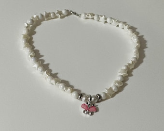 Lindo collar de mariposa