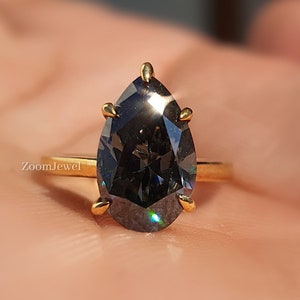 Pierścionek z szarym moissanitem | Antyczny pierścionek zaręczynowy | Szary pierścionek z diamentem w stylu vintage | Pierścionek z kolorowym moissanitem | Pierścionek w kształcie gruszki na prezent dla kobiet