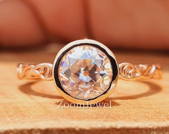 Art Deco Old Europe Cut Diamond Ring, Old European Cut Vintage Ring, OEC Colorless Moissanite Ring Bezel Set Wedding Ring, Texture Band Ring