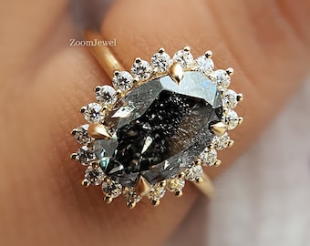 Rustic Diamond Ring, Oval Salt and Pepper Diamond Ring, Raw Diamond Engagement Ring, Alternative Moissanite Ring Modern Gold Engagement Ring
