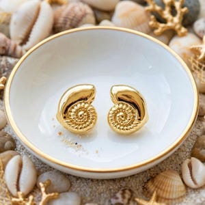 2 Perlen Muschel 18k vergoldet Schnecke Strandmuschel Schmuckperle Fb. gold Spirale Armbandperle Zwischenperle Spacer