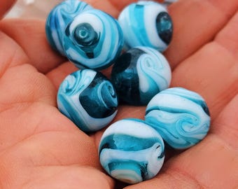 5 handmade 14 mm glass lampwork beads, turquoise and white, round, marbled glass beads, winding technique
