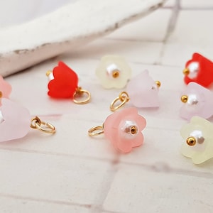 10 mixed flower charms with eyelet bluebell flower pink yellow white red pastel