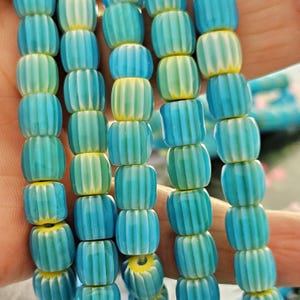 20 Chevron Perlen 8mm handgefertigt Glas türkis-blau Millefiori Handmade Glaskunst