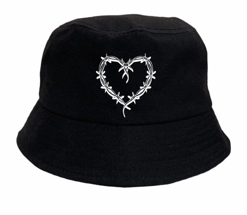 karol g bucket hat