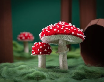 Fly agaric mushroom pattern (classic toadstool)