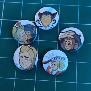 Catra Adora badges - lot 1