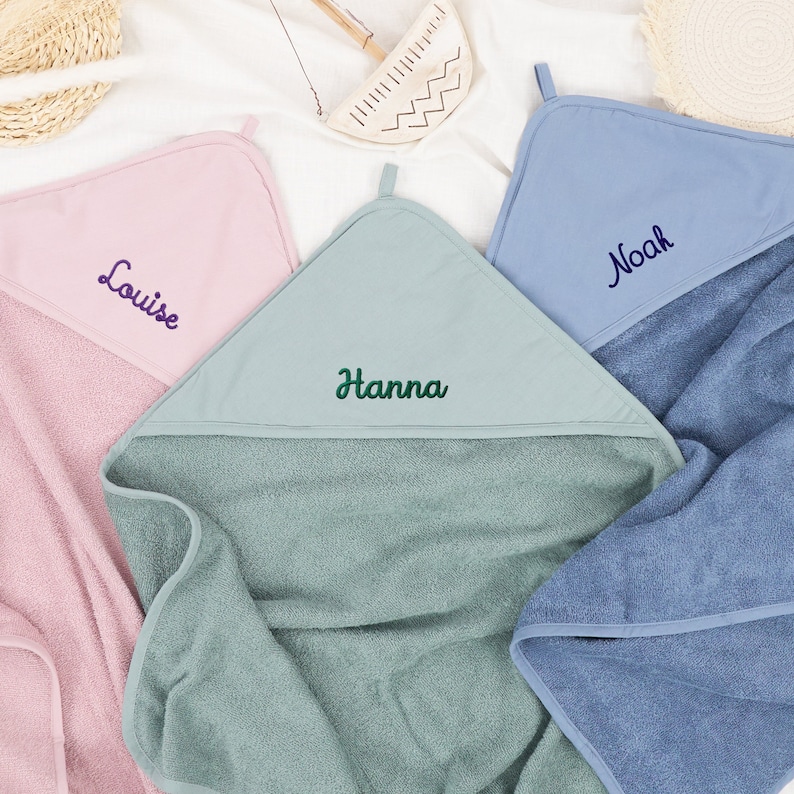 Baby and children's hooded towel for boys and girls with name personalized in 75 x 75 cm and 100 x 100 cm / children's gift / baby gift image 1