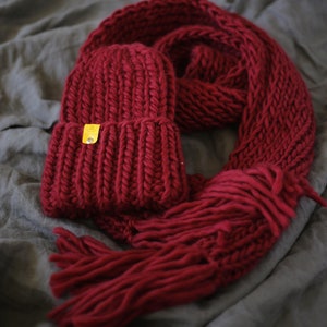 Scarf and hat set, Wool scarf & beanie hat set, peruvian WOOLY, SPLOTEKA