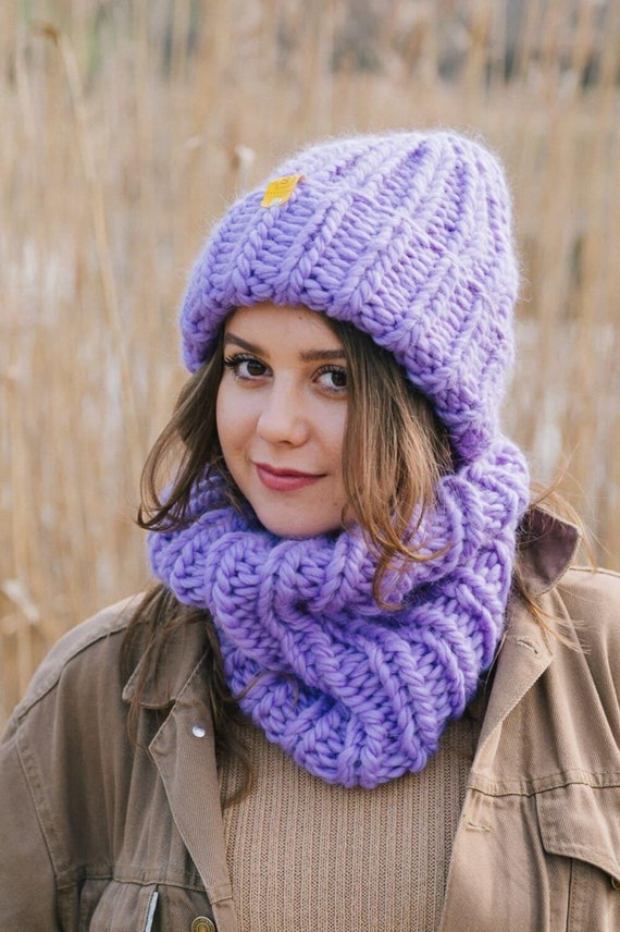 Purple Patterned Women\'s Beanie Zwillingsherz Womens Beanie Hat Cuffed Heart Ribbon Purple  main image 4