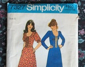 Tracing COPY of vintage Simplicity 7327 Gunne Sax Style sewing pattern, Size 12