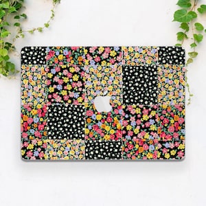 Cottagecore art case Spring Summer flowers Macbook case floral Rainbow flowers case Macbook hard case Macbook case daisy Macbook 2025 case