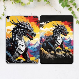 Könnte beinhalten: Ein schwarzer Drache mit roten und weißen Akzenten ist auf einem bunten Hintergrund mit Bergen und einer gelben Sonne abgebildet. Der Drache blickt nach rechts. Der Hintergrund ist ein lebendiges Zusammenspiel aus blauen, grünen, gelben und roten Farben.