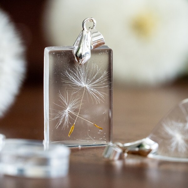 925er Silber oder Lederhalsband Kette mit Anhänger - Pusteblume in Epoxidharz Rechteck