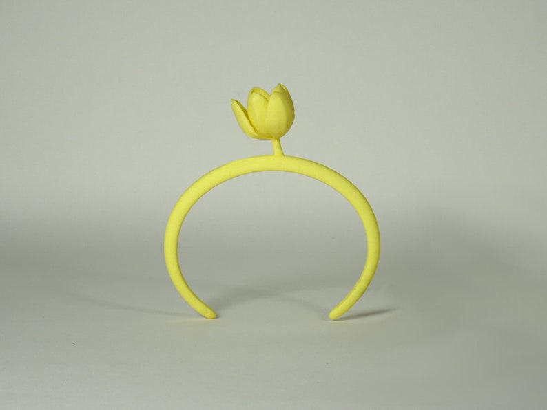 Bracelet with one large sized half open flower of the Tulip image 1